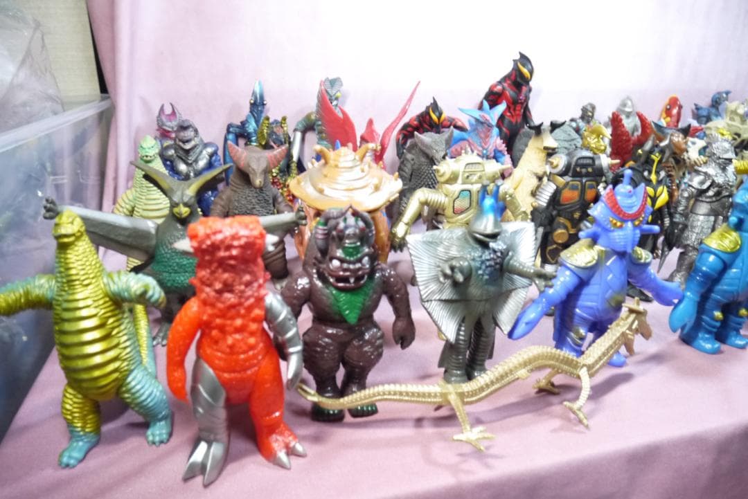ウルトラ怪獣シリーズ　DXシリーズ　怪獣ソフビ　56体
