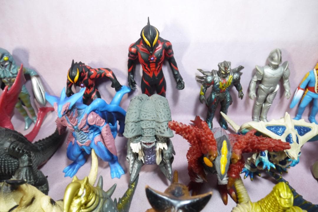 ウルトラ怪獣シリーズ　DXシリーズ　怪獣ソフビ　56体