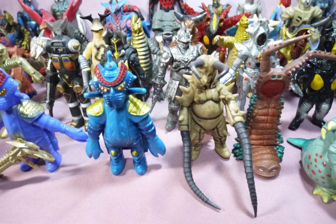 ウルトラ怪獣シリーズ　DXシリーズ　怪獣ソフビ　56体