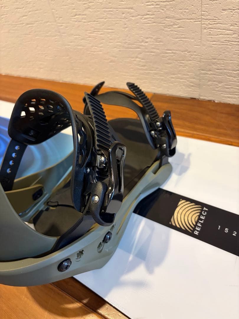 SALOMON スノボ　板　FLUX ビンディング　セット　152センチ