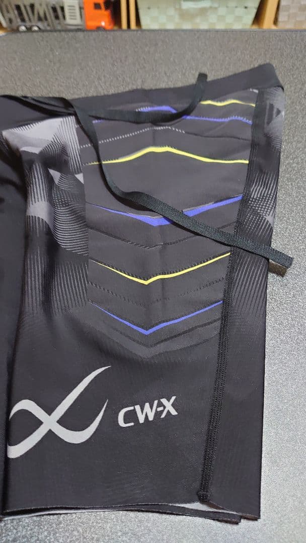 タグ付き　PUMA DRYCELL 　メンズ Mサイズ CW-Xハーフタイツ