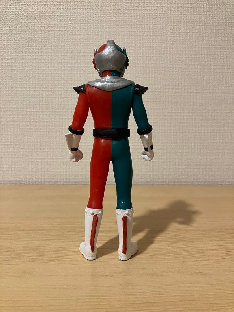 ウルトラマン 特撮 ソフビ リペイント カスタム 『アイゼンボー』