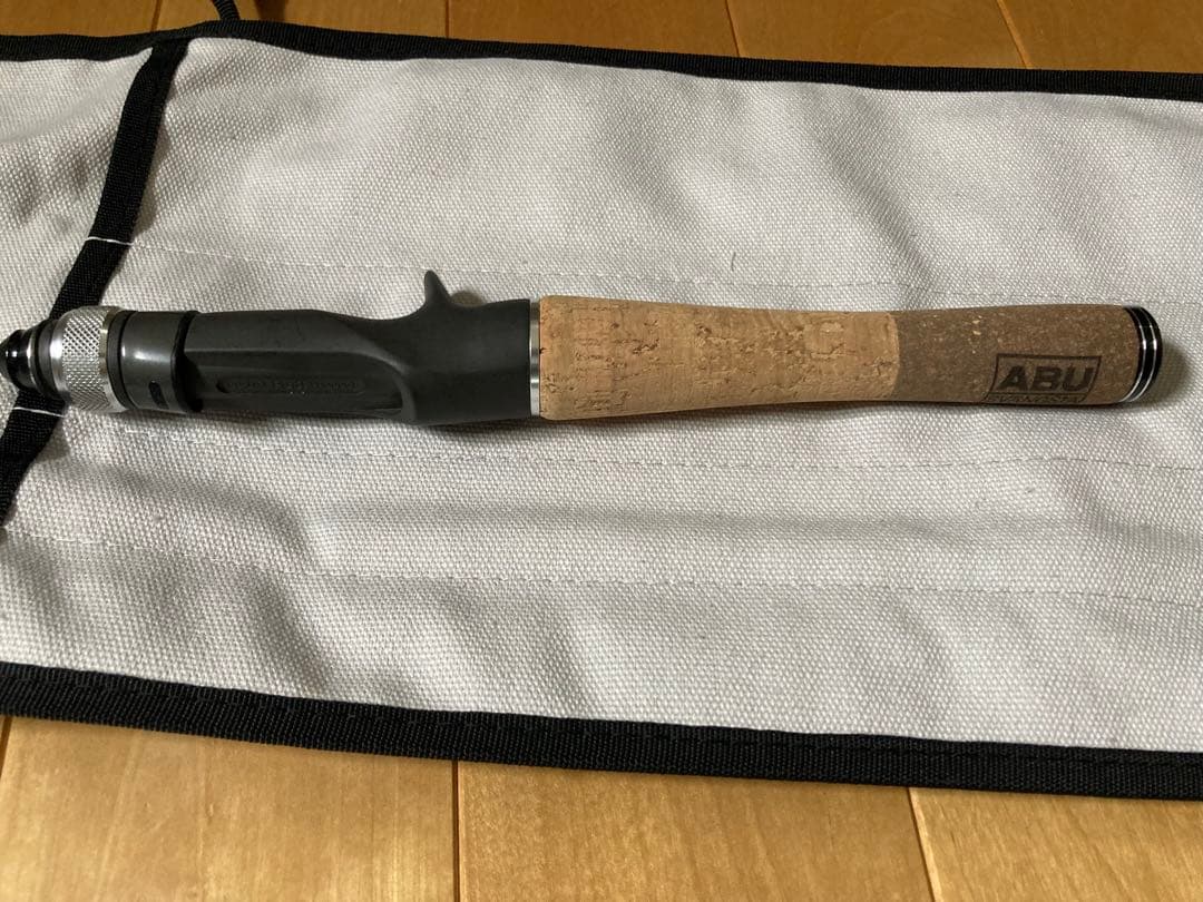 【美品】アブガルシア　ズームサファリ　ZMSC-464L パックロッド　ベイト