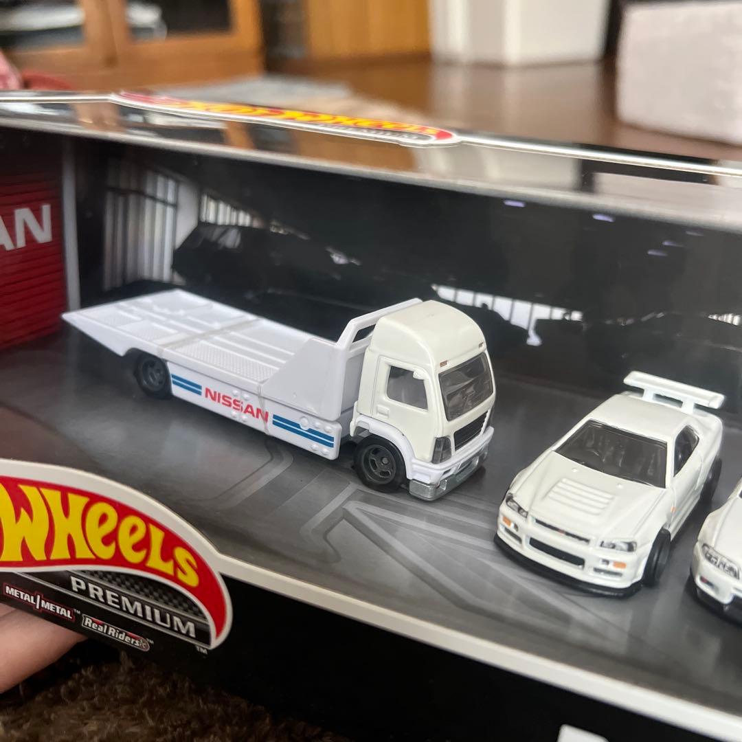 Hot Wheels Nissan Skyline GT-R セット