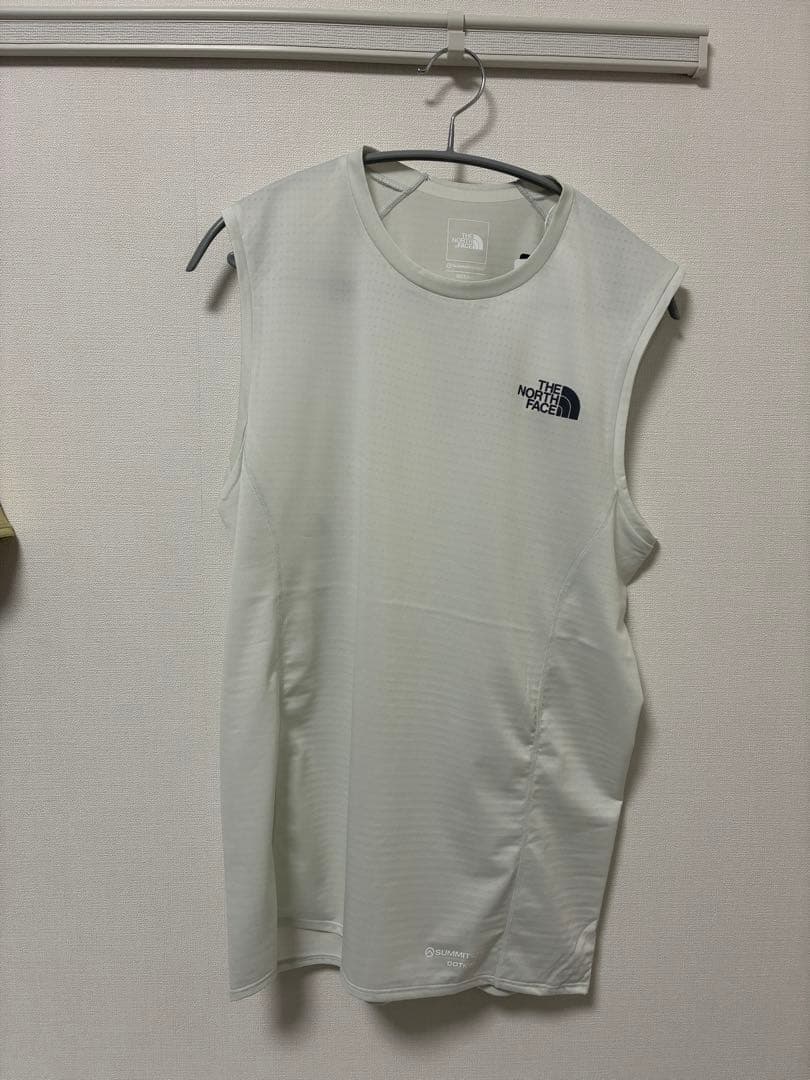 THE NORTH FACE NT12587 ランニングタンク M ホワイト