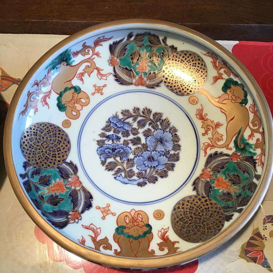939古伊万里　最上手金襴手　唐獅子牡丹七宝紋様（冨貴長春）三ツ鉢　共箱付