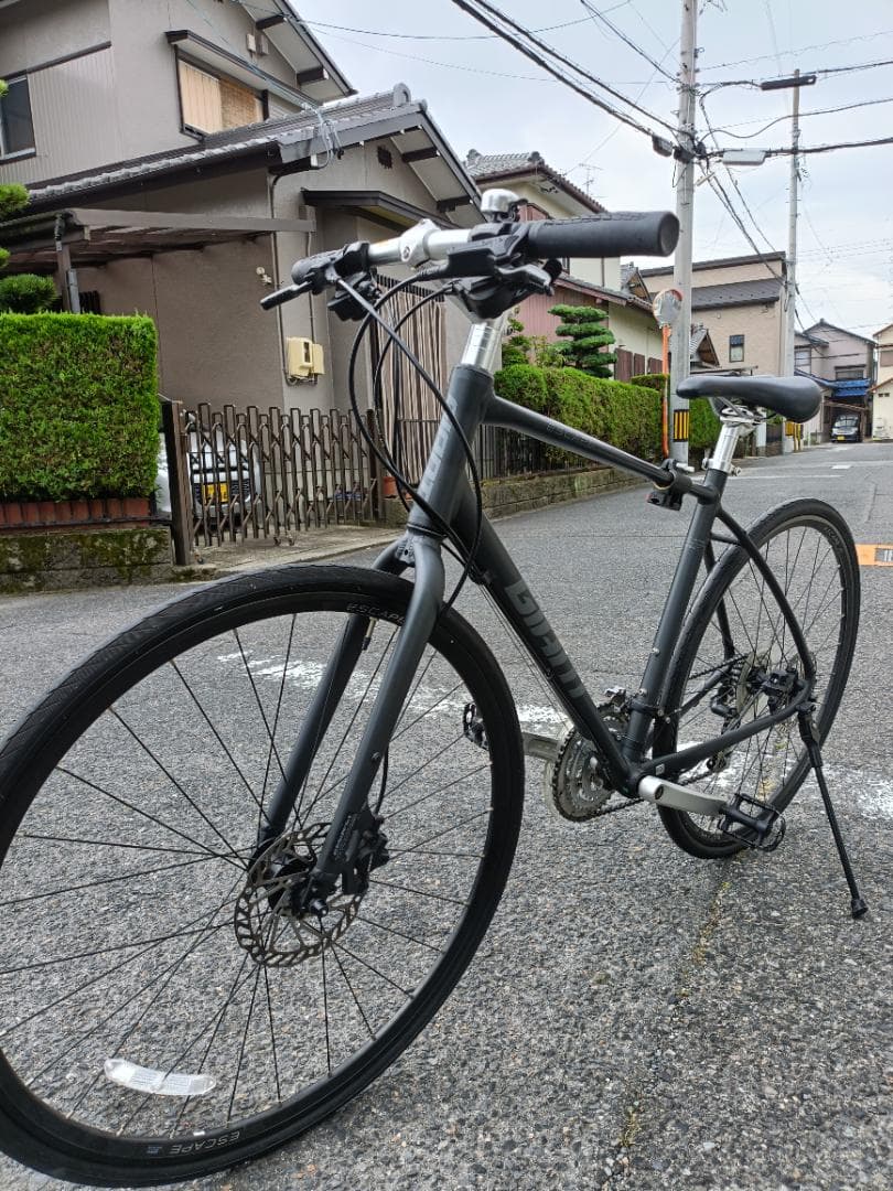 GIANT ESCAPE R DISC LTD M　2023年モデル
