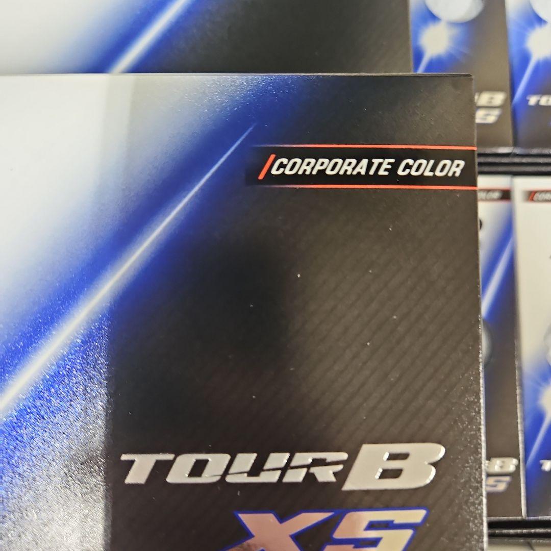 ニューモデル　ブリヂストン TOUR B XS ゴルフボール　６ダース
