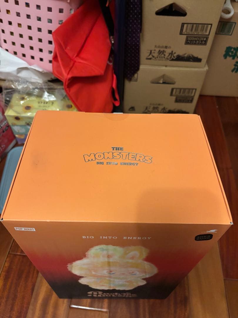 全力値下中　THE MONSTERS ラブブUNIVERSE