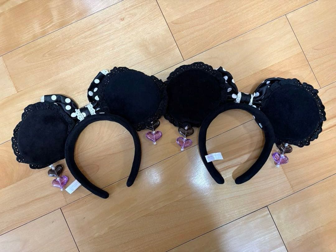 ディズニーカチューシャ ミニー 水玉 紫 イヤリング　2個セット