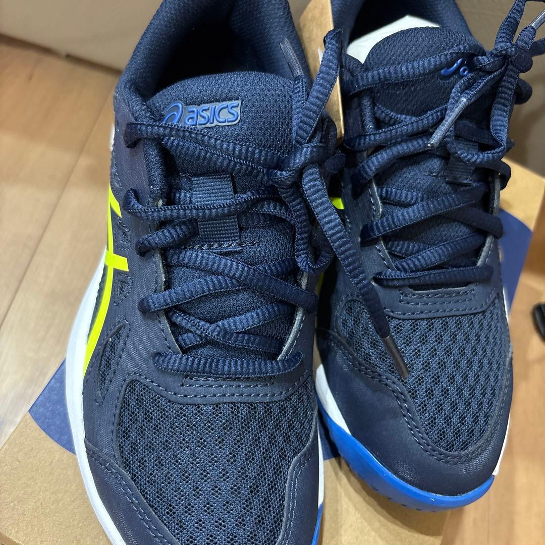 お値下げ　バレーボールシューズ　asics 21.5cm