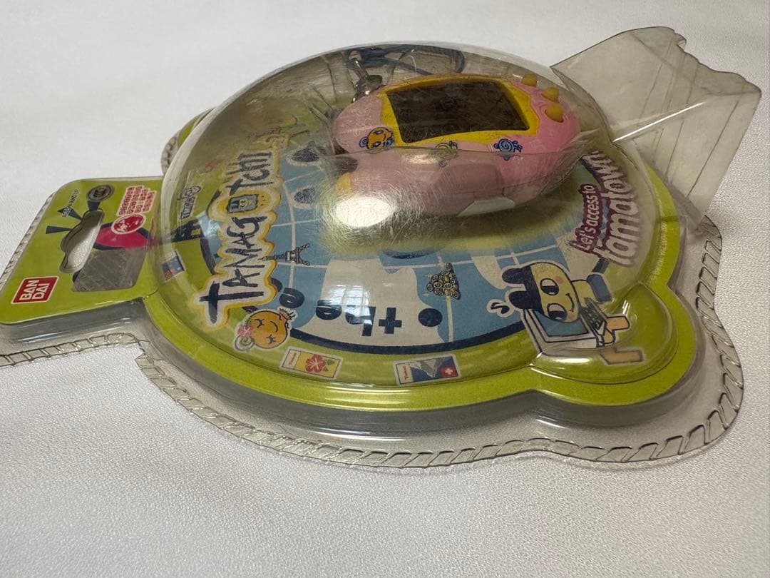 新品未開封　激レア　たまごっち　コネクション　connection v3 海外
