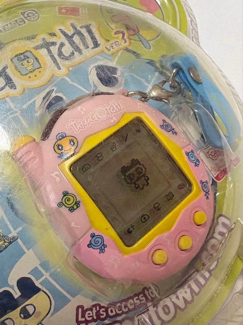 新品未開封　激レア　たまごっち　コネクション　connection v3 海外