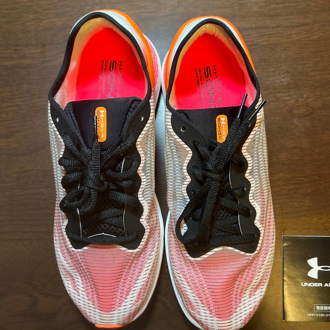 アンダーアーマー UNDER ARMOUR ランニングシューズ 新品未使用