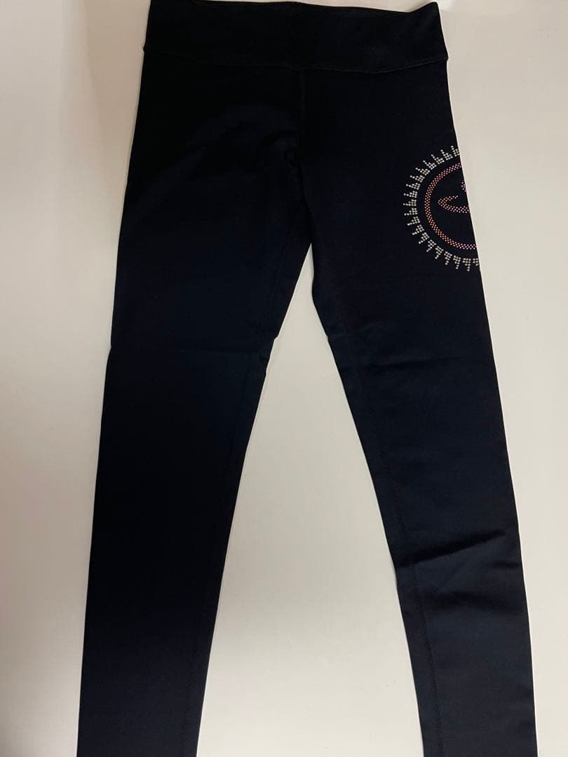 正規品★USED!ZUMBA レギンスS 黒Swarovski 左側