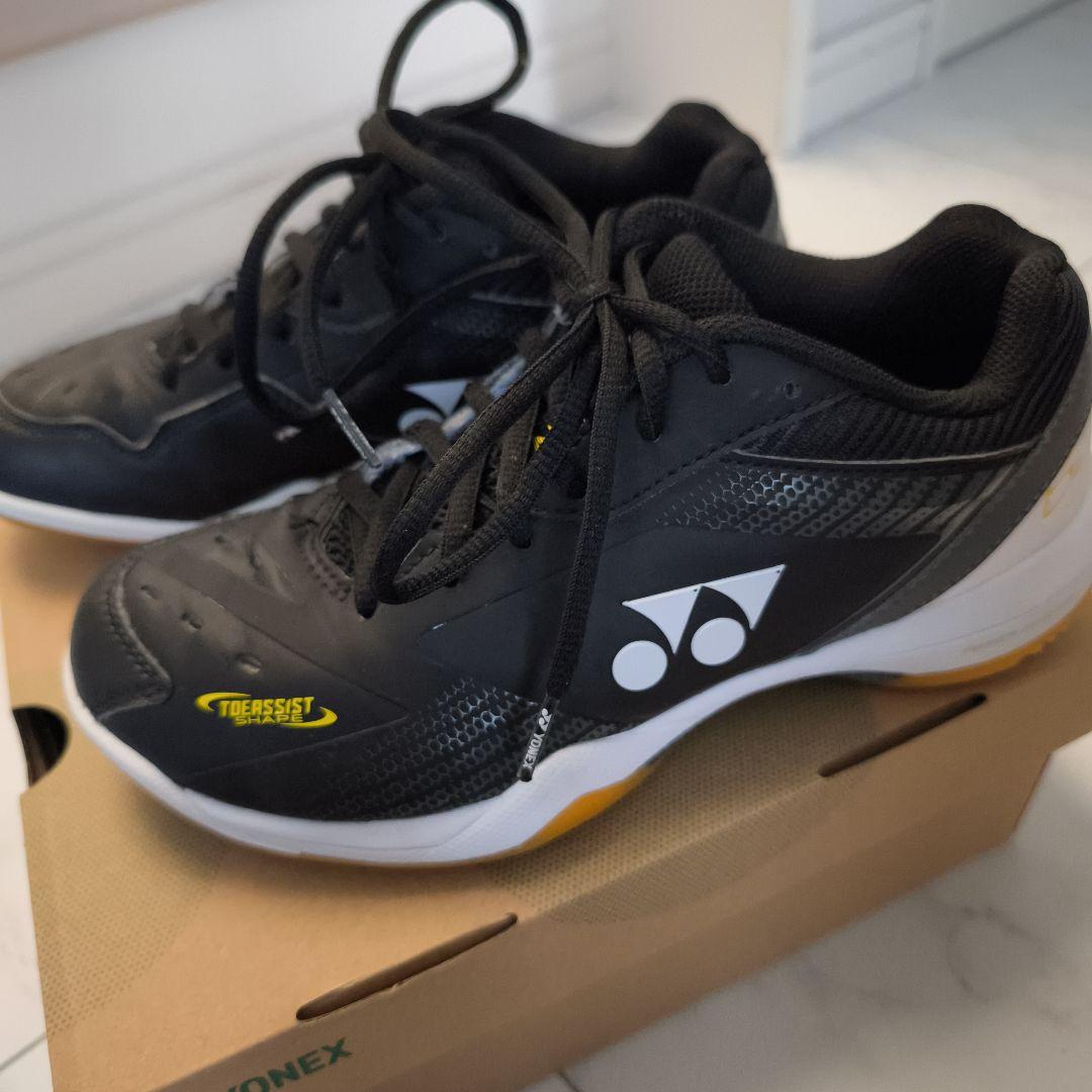 YONEX パワークッション65z バドミントンシューズ ブラック 24cm