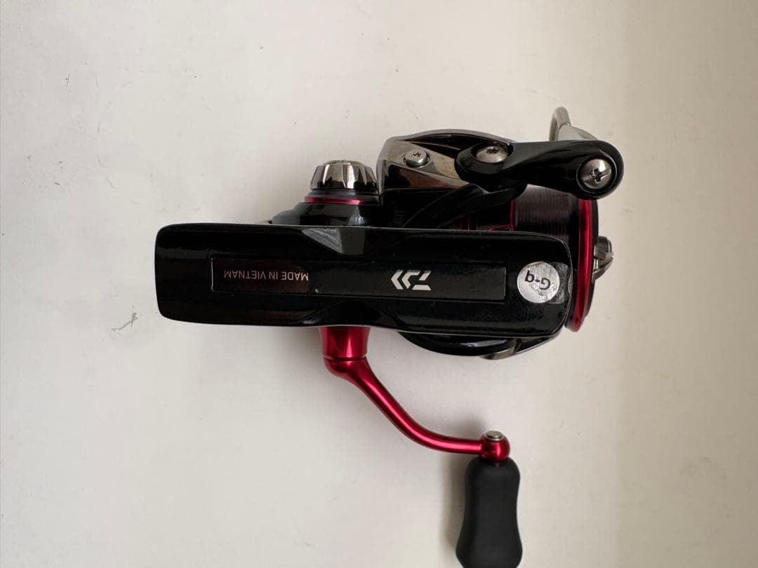 DAIWA 18 月下美人 MX LT2000S