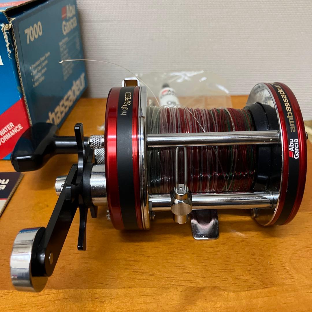AbuGarcia Ambassadeur 7000 アブガルシア RED