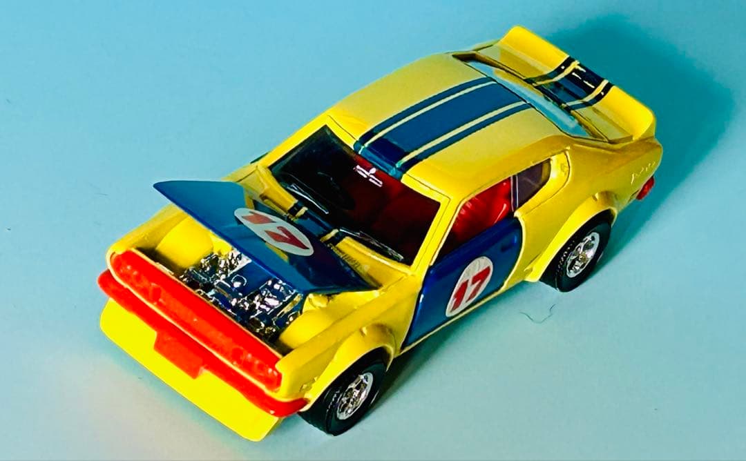 トミカダンディー017 ニッサンブ ルーバードU レーシング仕様