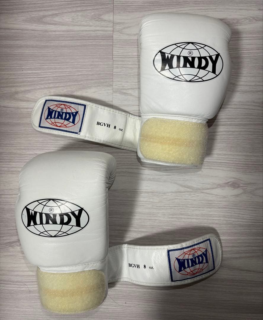 WINDY ウインディ ボクシンググローブ BGVH 8oz ホワイト 本革