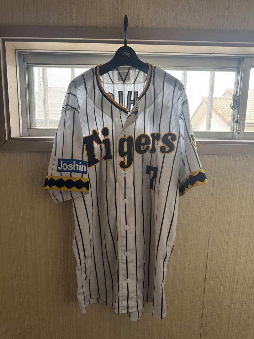 Tigers ユニフォーム Nishioka 7