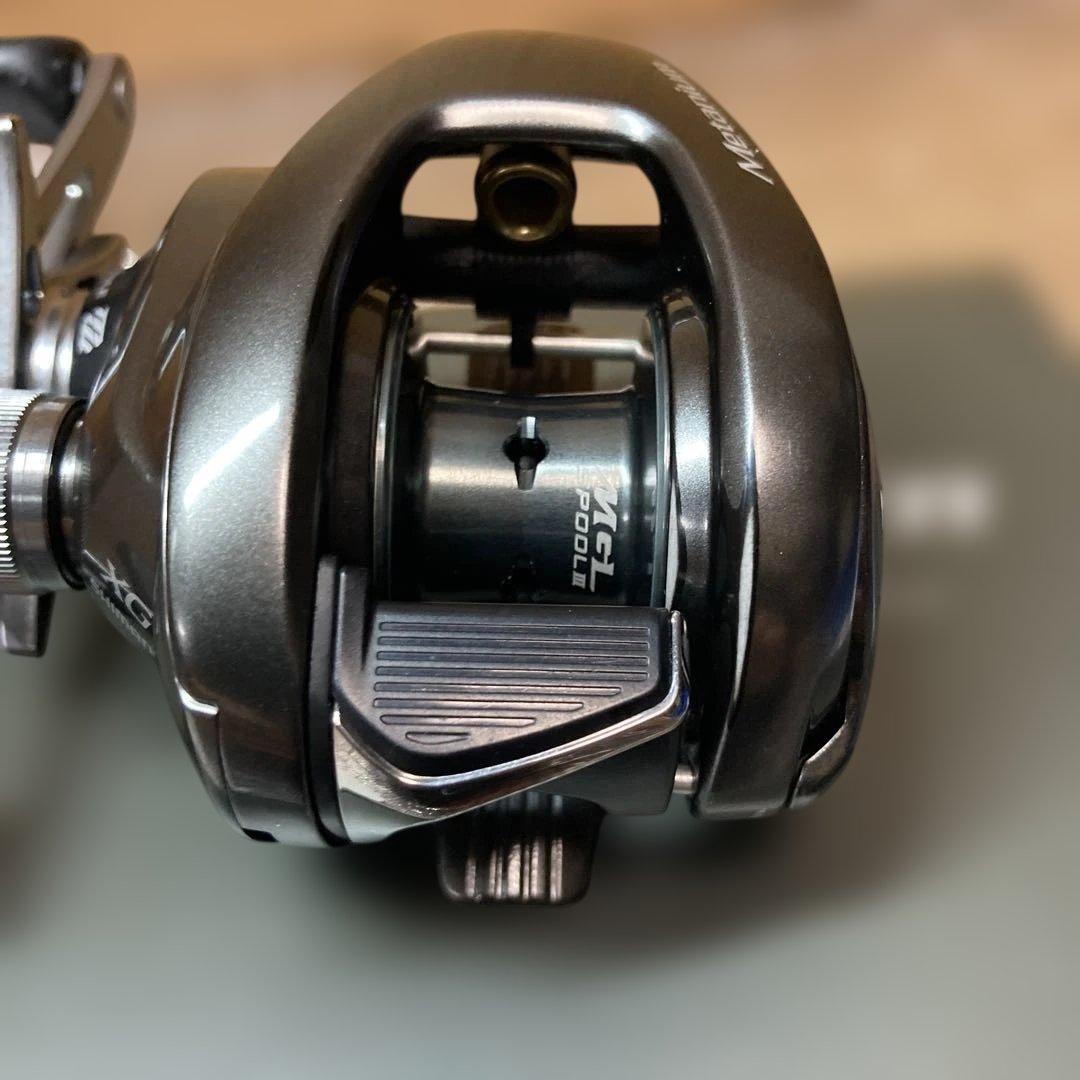 SHIMANO nium XG LEFT ベイトリール　　　　ジャンク