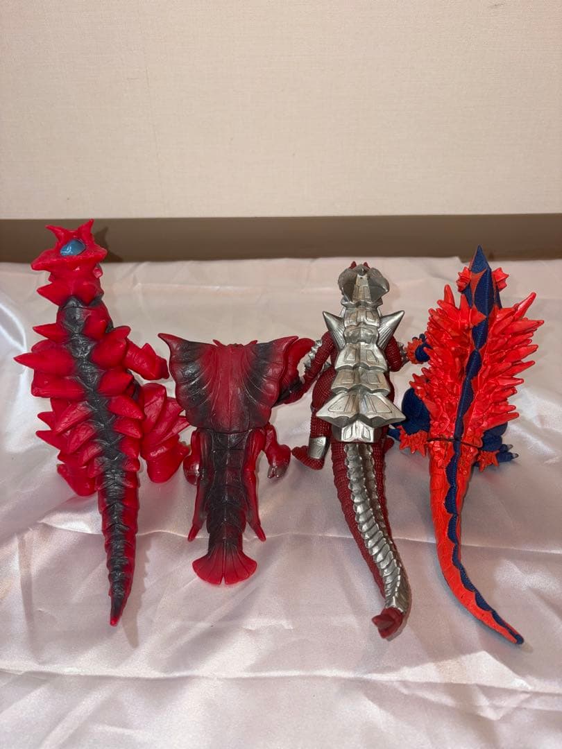 ウルトラマンダイナ 怪獣ソフビセット 一部タグあり