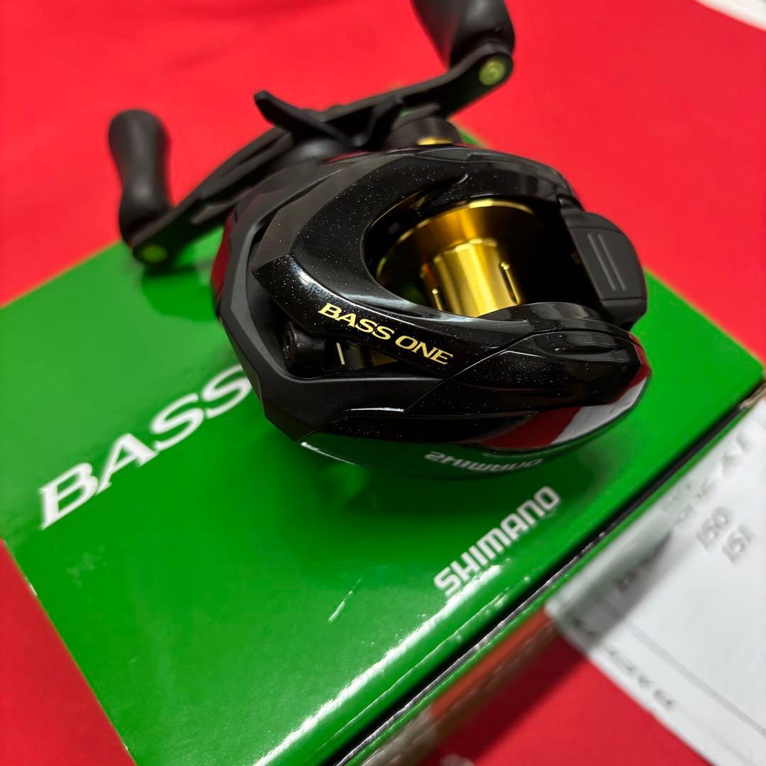 新品❗️ 17 バスワン　XT150 シマノ　バス　ベイトリール