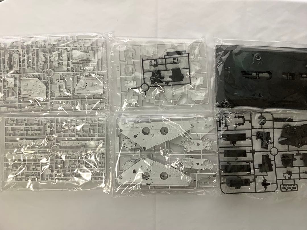 バンダイ PG 1/72 ミレニアム・ファルコン 未組立 社外エッチング付