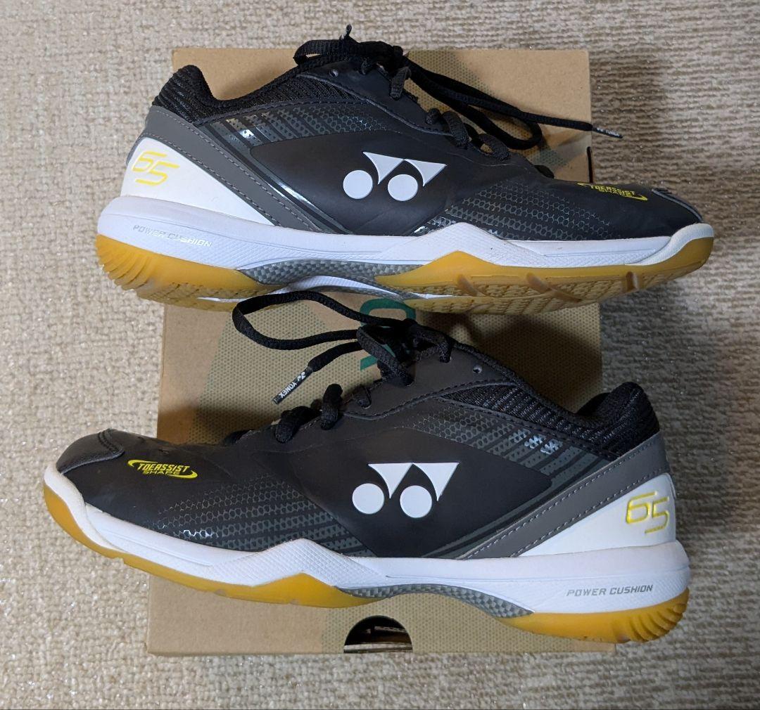 YONEX バドミントンシューズ パワークッション65 　24cm ブラック