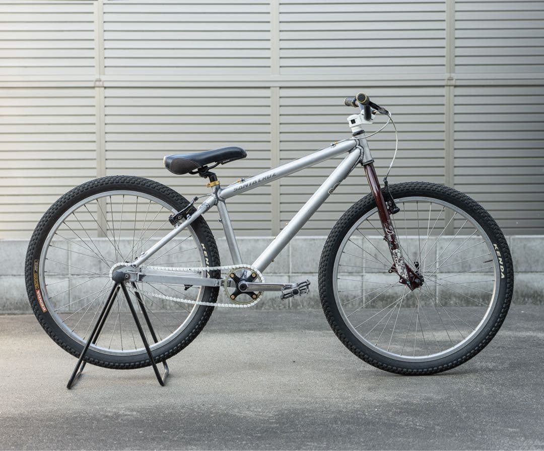 ストラトス　SANTA CRUZ CHAMELEON 26インチ