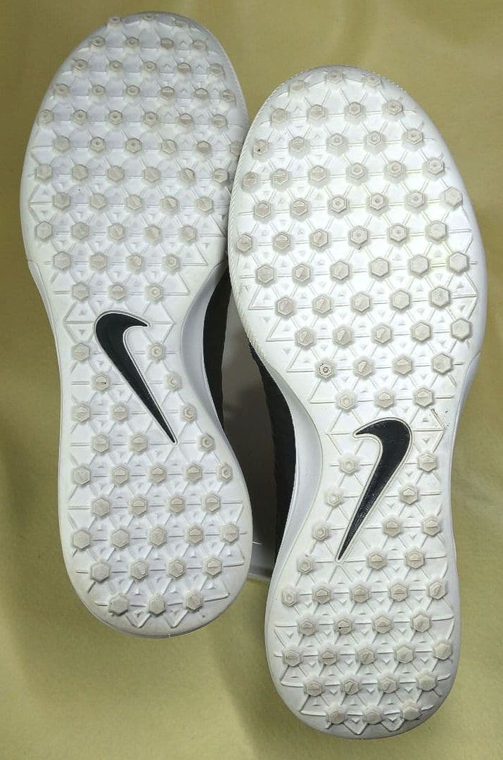 ナイキ☆NikeマジスタXプロキシモストリートＴＦ 25.5ⅽⅿ