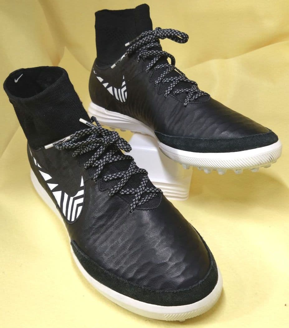 ナイキ☆NikeマジスタXプロキシモストリートＴＦ 25.5ⅽⅿ
