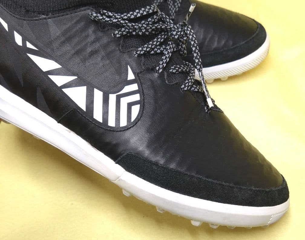 ナイキ☆NikeマジスタXプロキシモストリートＴＦ 25.5ⅽⅿ