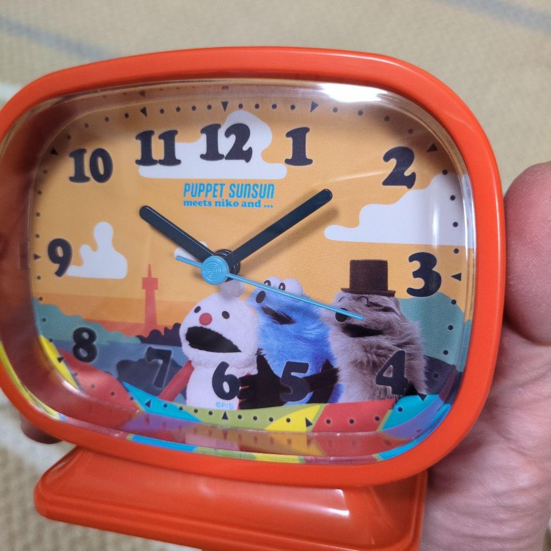 パペットスンスン　niko and 目覚まし時計