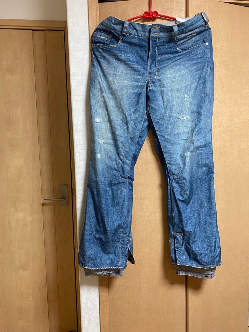 BURTON スノーボード上下 （チェック柄、ジーンズ柄）、サイズは、L、XL