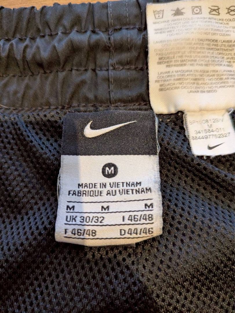 Nike ジャージパンツ M ブラック　ナイロン