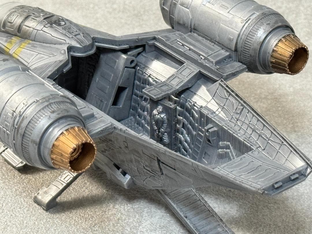 STAR WARS マイクロ・ギャラクシー レイザー・クレスト マンダロリアン