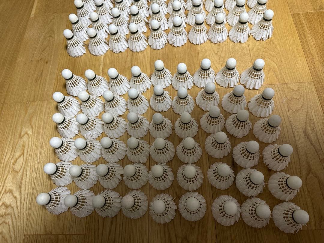 【美品中古】エアロセンサ600 バドミントンシャトル 114球