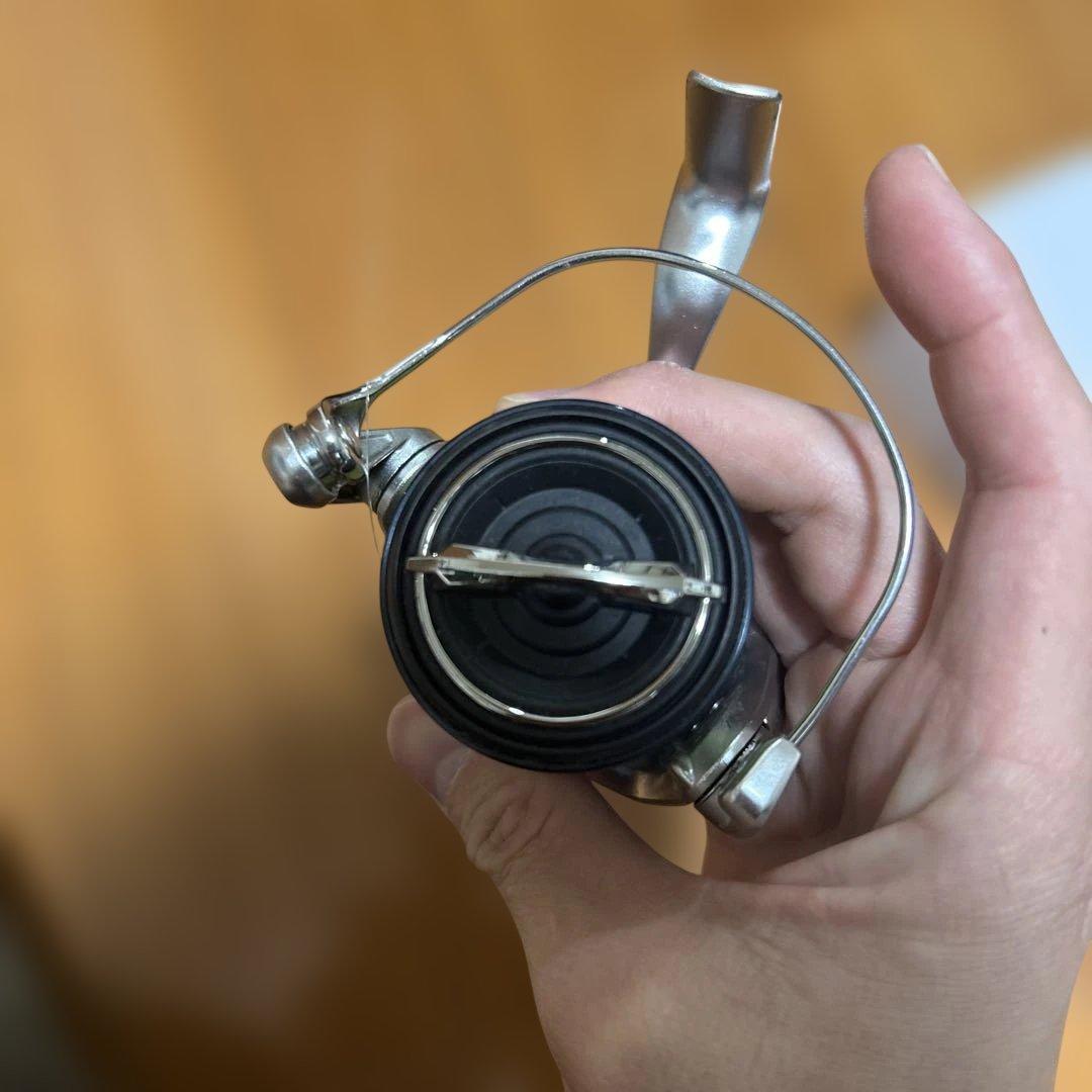 SHIMANO STRADIC C3000HG スピニングリール