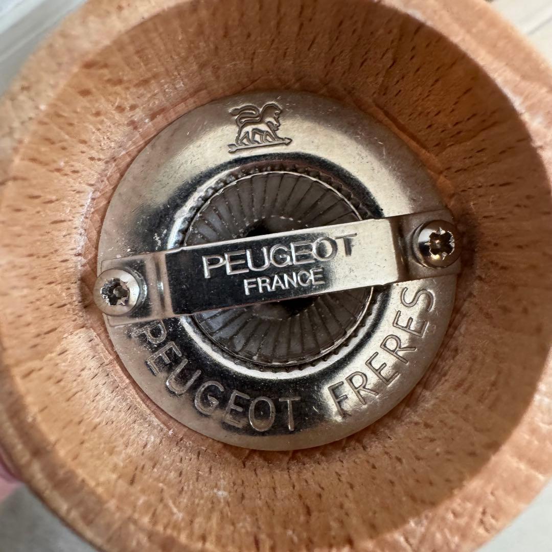 PEUGEOT ペッパーミル・ソルトミル 2個セット（ケース付）