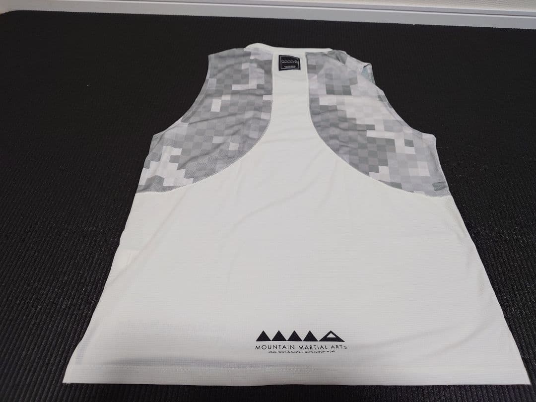 MOUNTAIN MARTIAL ARTS モザイク ノースリーブ レーシング