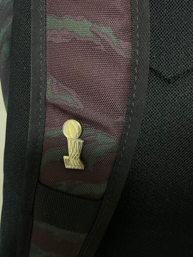 Jordan ピンバッジ付き　迷彩リュック