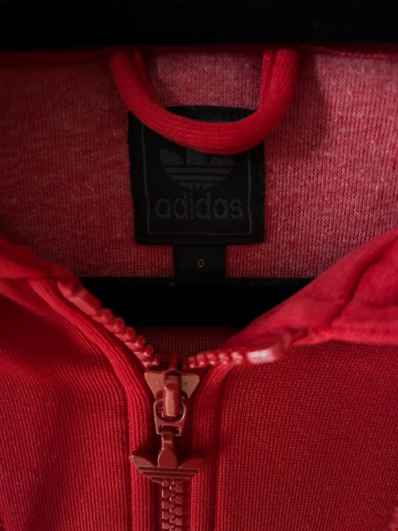adidas レッド フルジップジャケット