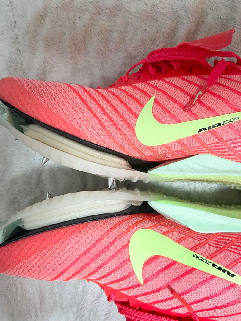 NIKE マックスフライ　25.5