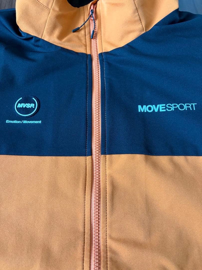 MOVE SPORT フルジップフーディ　ウィンドブレーカー　撥水　オレンジ