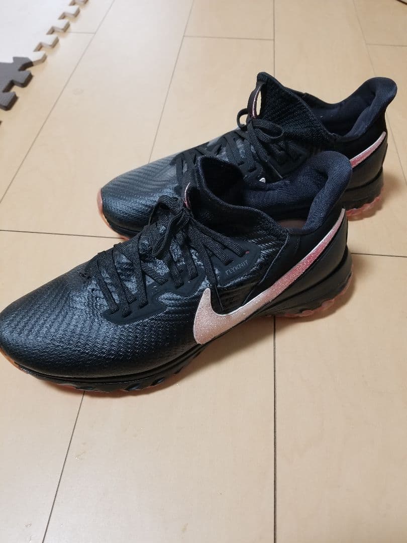 美品 NIKE(ナイキエアズーム)28cm 日本未発売