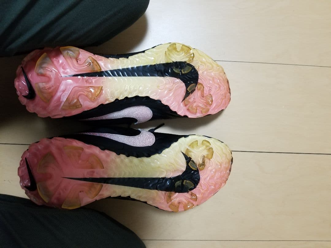 美品 NIKE(ナイキエアズーム)28cm 日本未発売