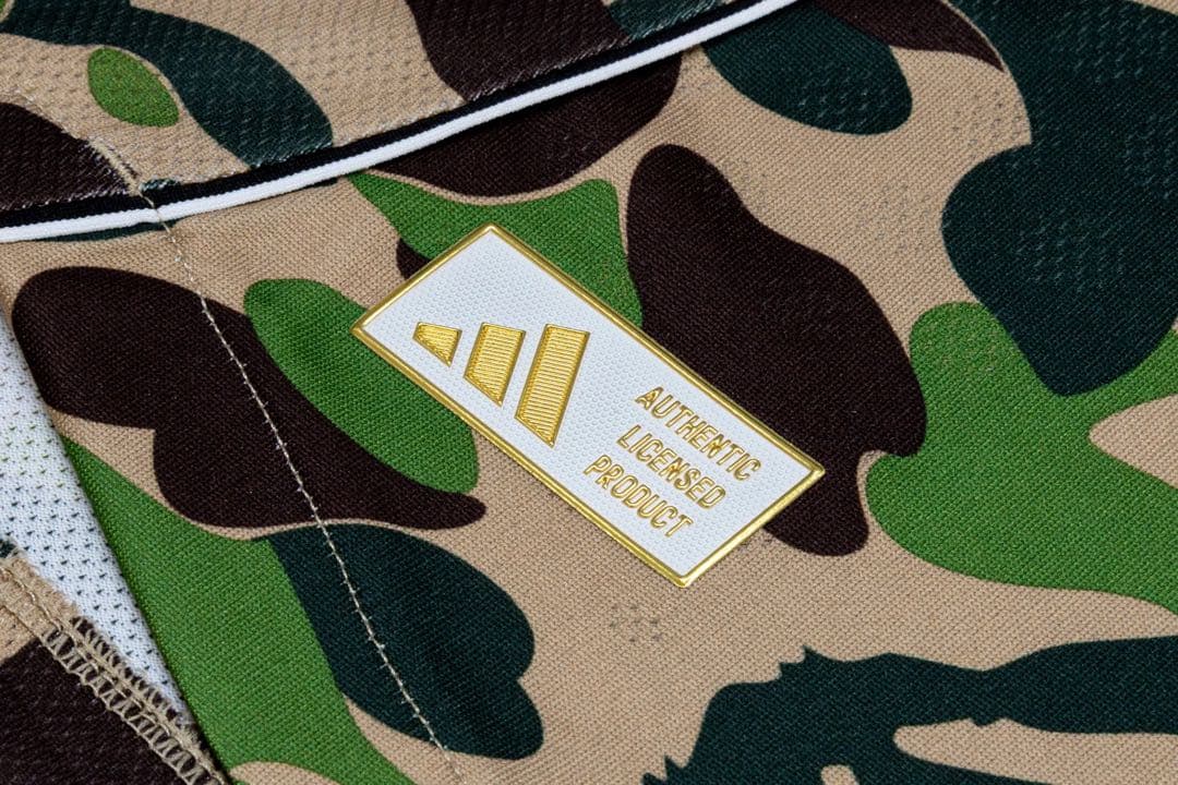 【最終お値下げ】A BATHING APE ×adidas ジャージ M