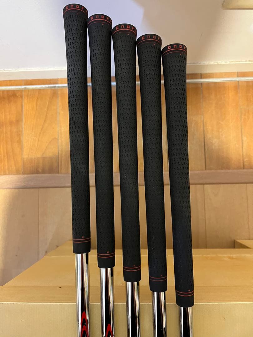 明日まで値引き　オノフ クロ アイアン 2024 #6〜PW モーダス105